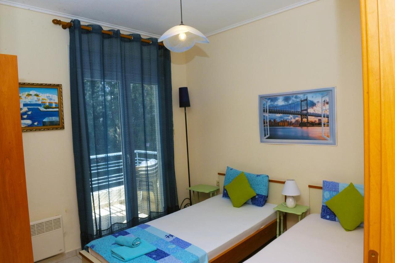 Sunny Family Apartment Nea Iraklitsa Екстер'єр фото